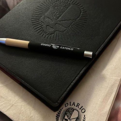 Diario Estoico de Diario Estoico con su manual de uso